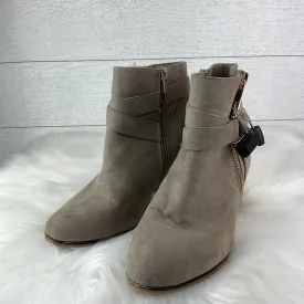 Boots Ankle Heels By Apt 9 In Brown, Size: 8.5