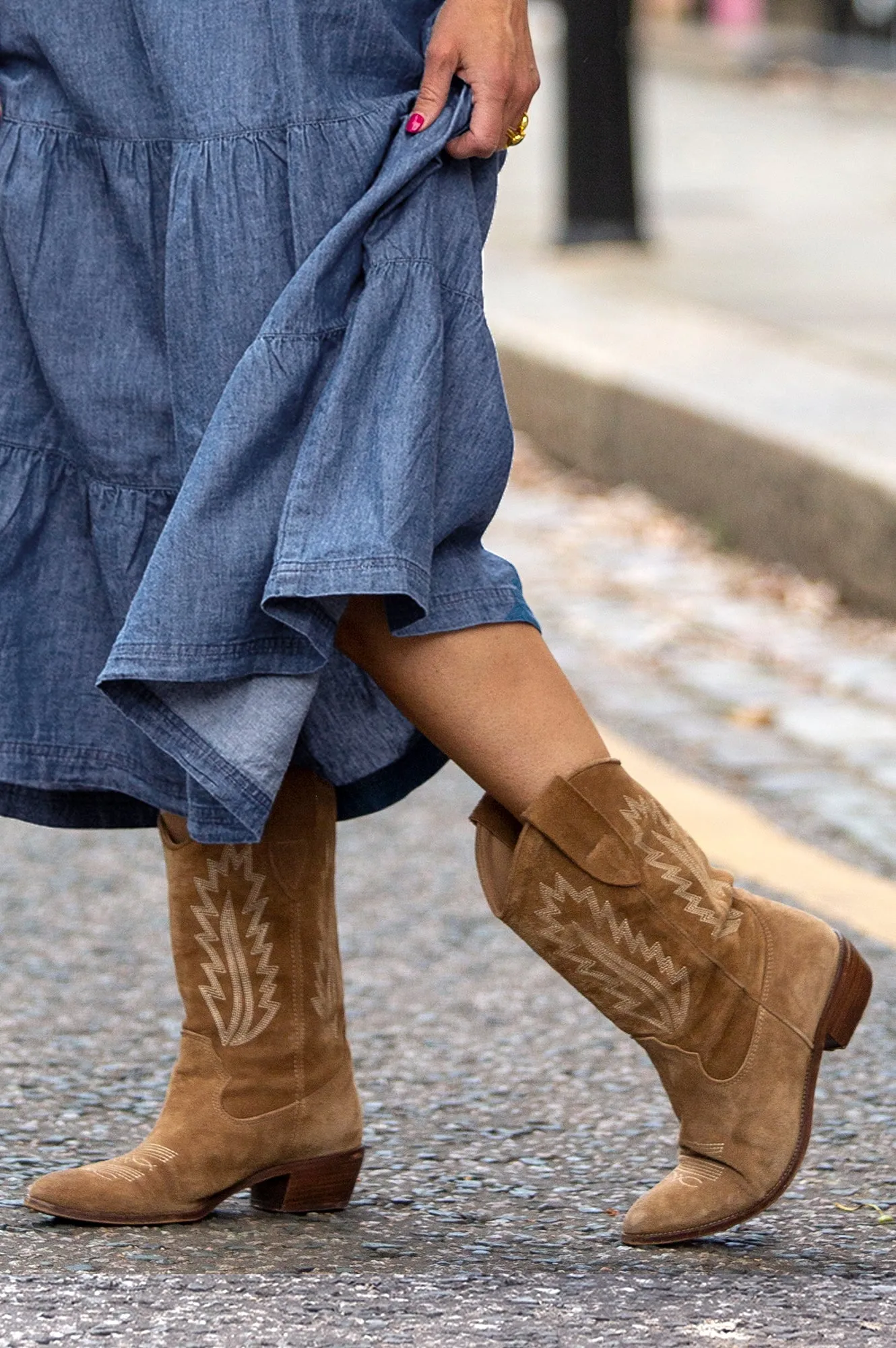 Camilla Cowboy Boots | Camel