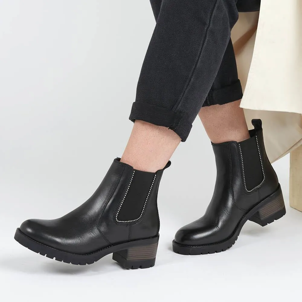 Mena Heeled Chelsea Boots - MENA / 322 405