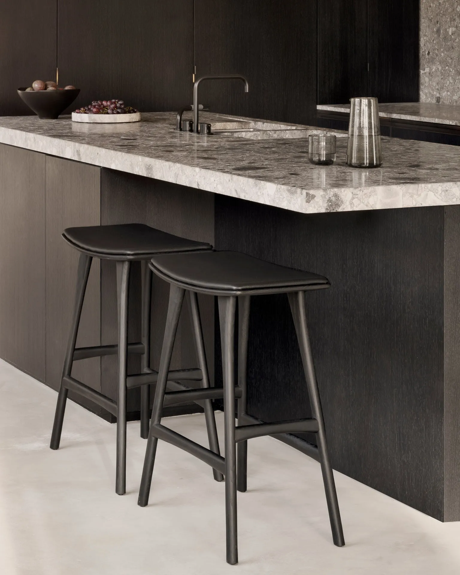 Osso Counter Stool