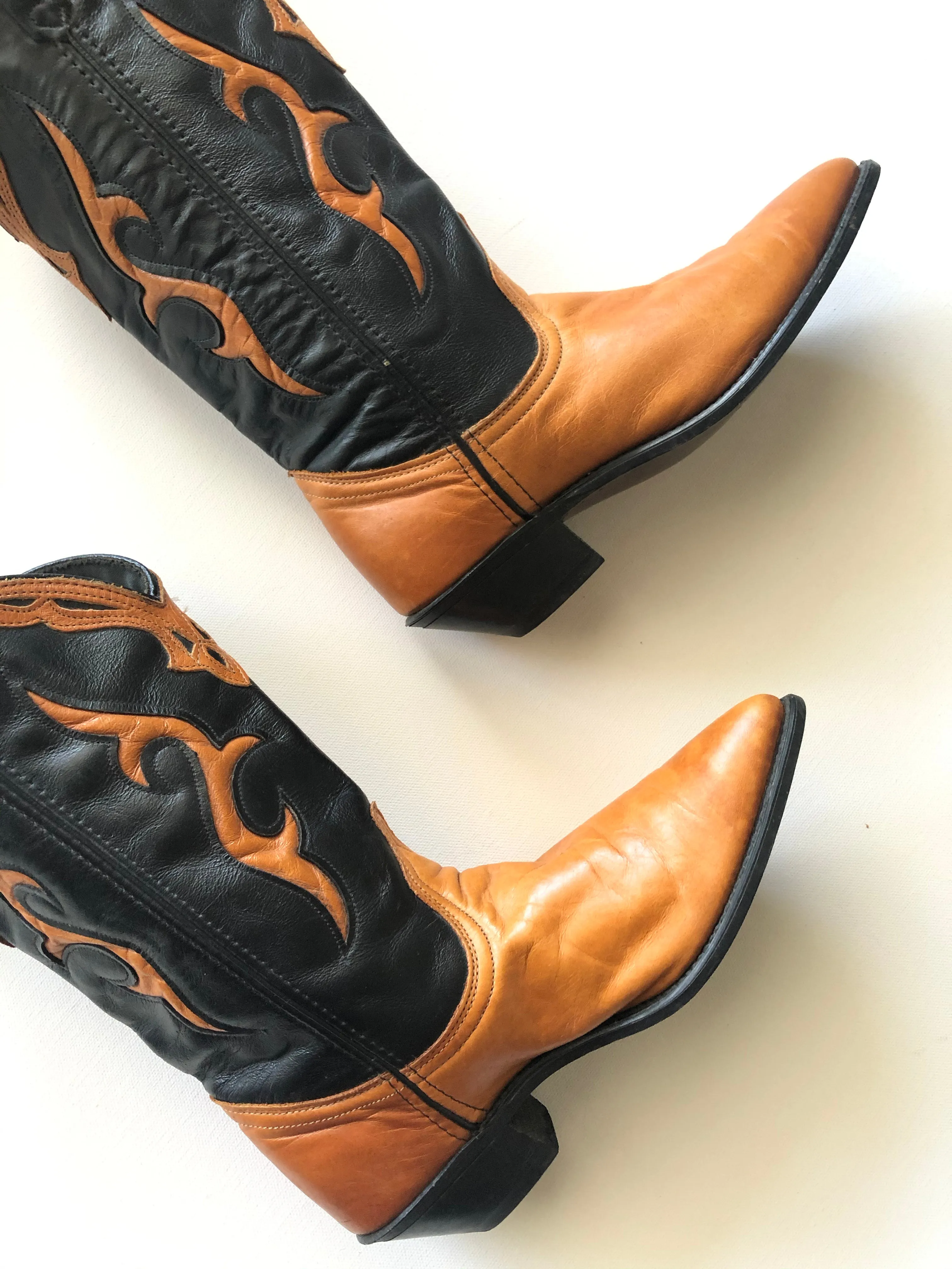 VINTAGE: Western Boots - Black & Camel